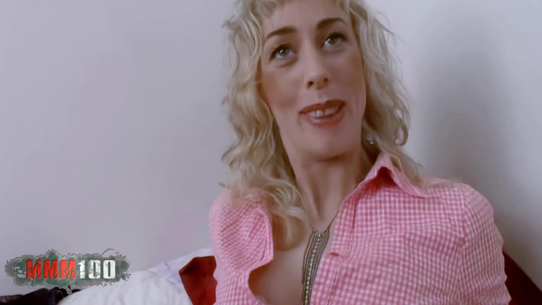 MMM100: Aude: Aude dan Angelina Melakukan Persembahan untuk kamera web