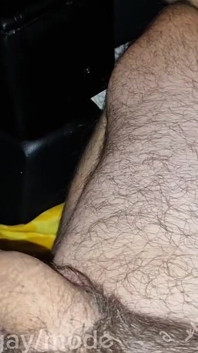 Studentův těsný zadek byl ošukaný pro jízdu po dálnici v taxíku se stříkáním spermatu