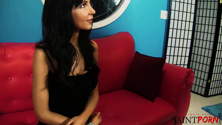 SaintPorn: Pengasuh membayar hutangnya