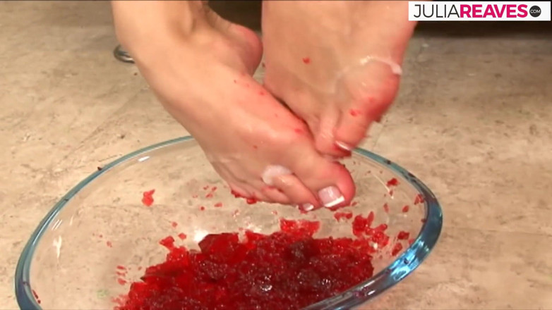 My foot worship: Sexy girl sucks a long cock then gets fucked to...