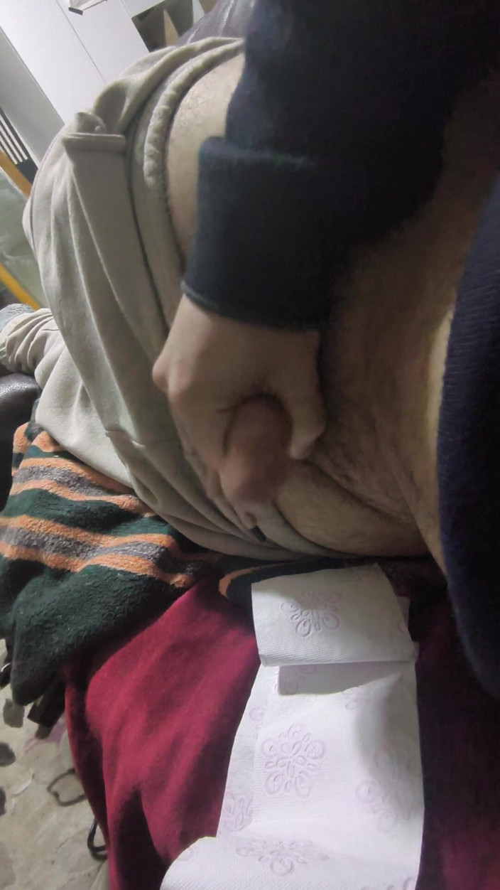 Hornypornyy31: Boşalıyorum