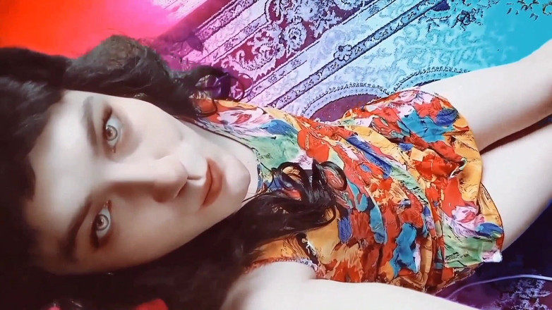 Kitty_Cross: Tangan ladyboy crot paling imut, pantat bahenolnya dicrot sperma hangat!