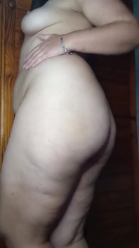 Coño Peludo Y Trasero Apretado
