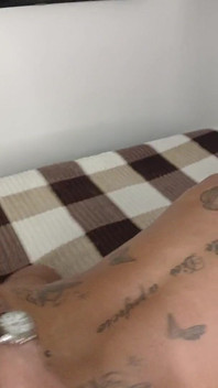 Trans Con Un Culo Grande Scopato Senza Preservativo in Lingerie Leopardata