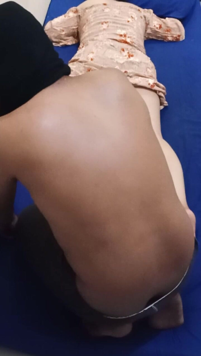 Angelina Pop: Трахаю сусідську дівчину під час масажу