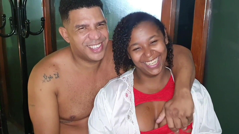 Nana diaba: 他妈的Leo Ogre在汽车旅馆