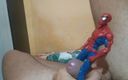 Big Dick Red: Gay Spiderman šuká s velkým čůrákem