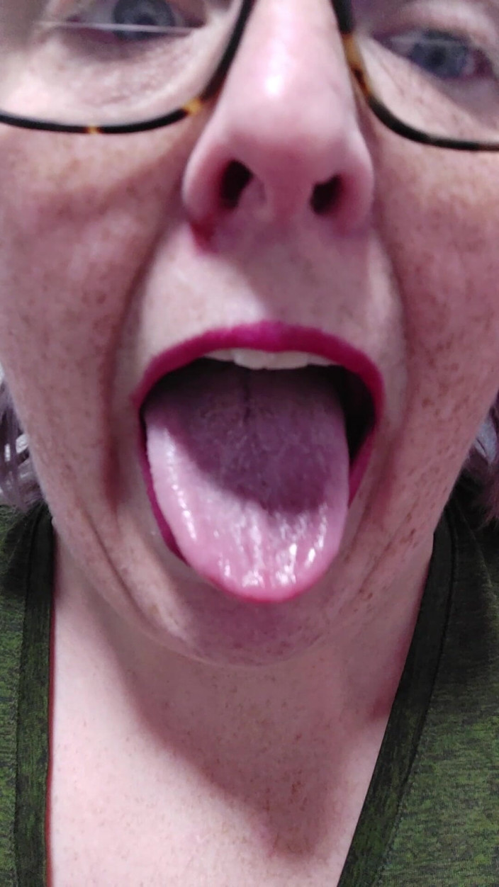 AngYourDirtyCanadian: Some Mouth Togue and Teeth