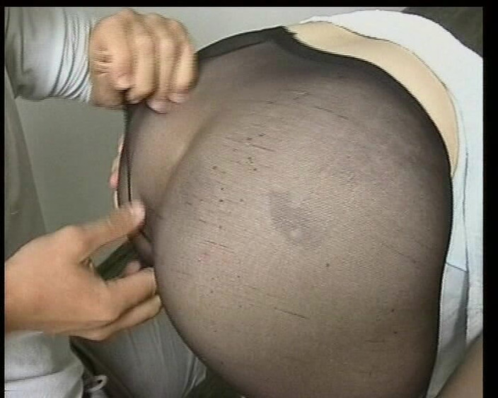 German Amateur Videos: Una ragazza tedesca amatoriale in collant è stata scopata durante il...