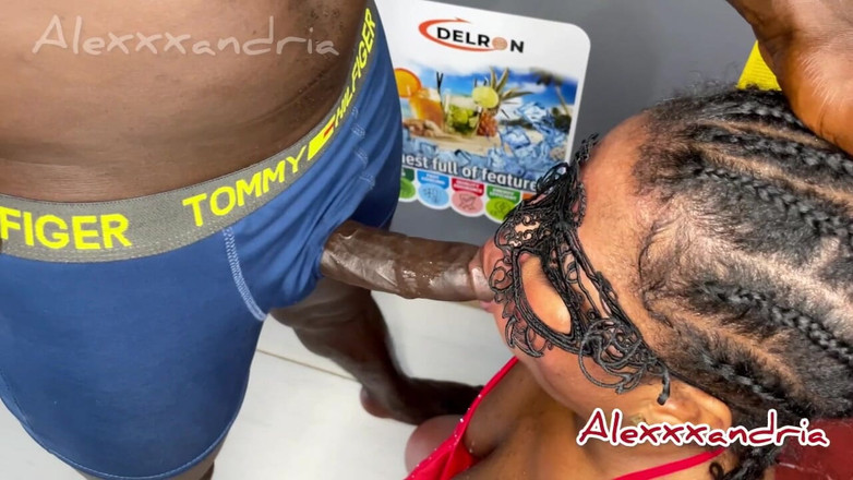 Alexxx and aria: Puan bandar bertiga membenarkan suaminya mengongkek pembantu rumahnya yang menggoda