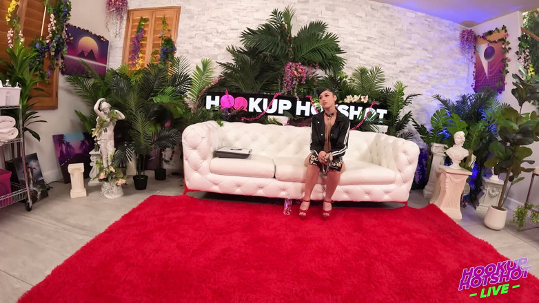 HookUp HotShot-BTS: Bts - Alexa Chains and Nade Nasty