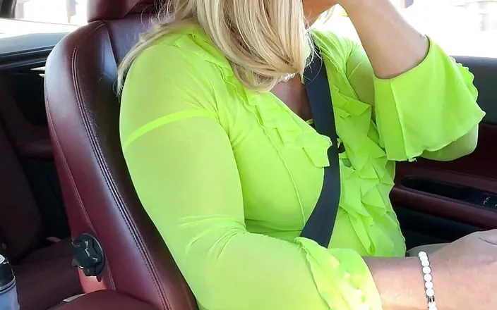 Kellycd2022: Amateur crossdresser Kellycd2022 sexy milf Sunday morning drive in pantyhose...