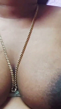 Indická máma má romantický sex s nevlastním synem