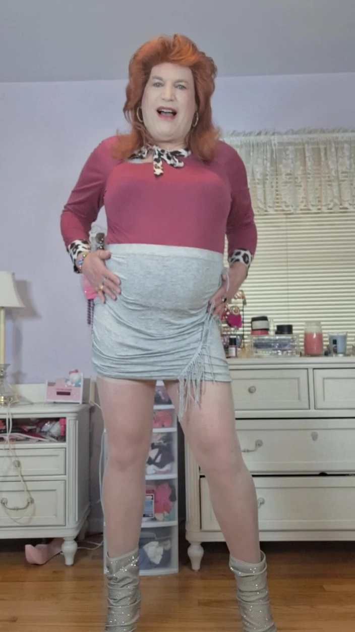 Eleanor trocas granny Trans Porn Videos | Faphouse