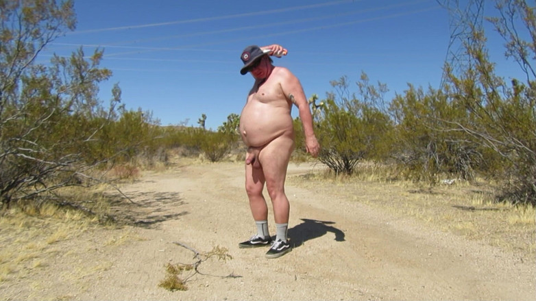 The porky pervert: Caminata en el desierto masturbando 2
