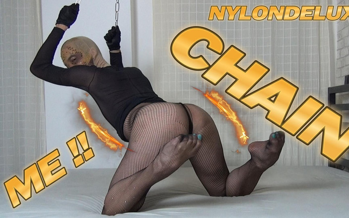 Nylondelux: Připouta mě a dráždí mě v nylonu