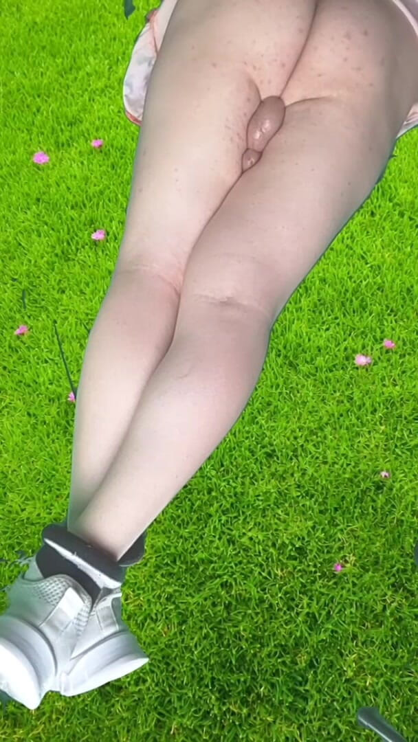 Kitty_Cross: สาวผมบลอนด์ตูดใหญ่แสนหวาน, ต้นขาเรียบ, อมยิ้ม, น้องสาว