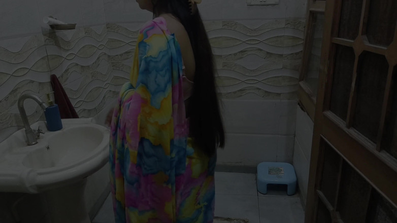 Saarabhabhi6: Mein stiefvater erwies sich als echter Bastard, er nahm meine...