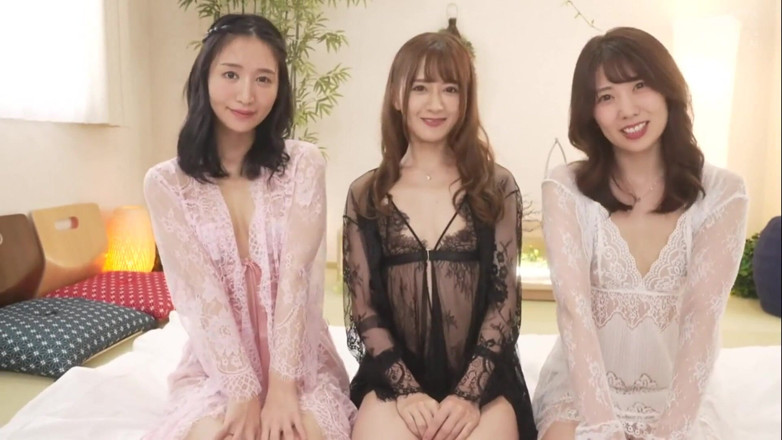 Smooth Time: Sebagai Butler tiga wanita jalang, tugas anda adalah mendedikasikan air...