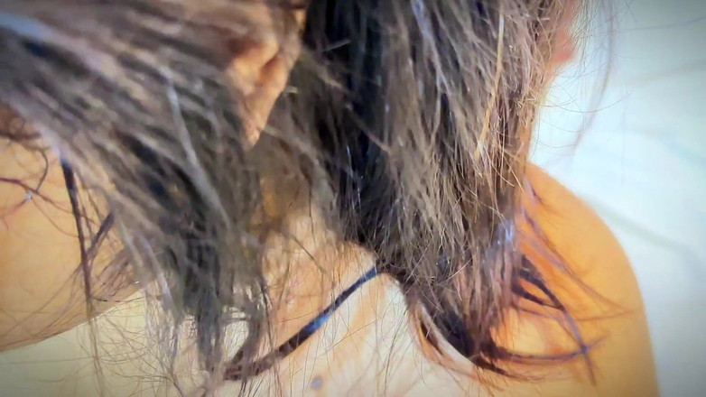 Aria Mia: Sevimli tombul 18 yaşındaki ateşli kız