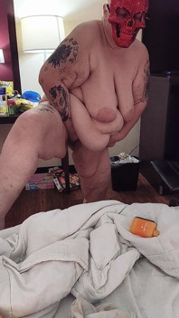 Teasing N Pleasing Who Is That Under Her Mask? It's Davisdesires so Saggy N Fat