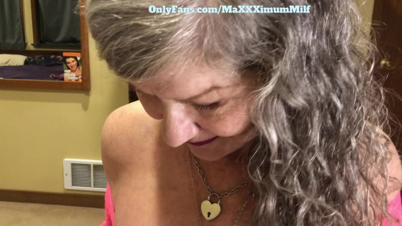 MaXXXimumMilf: Cum Hungry MILF Needs Feeding! POV Blowjob•show•swallow!
