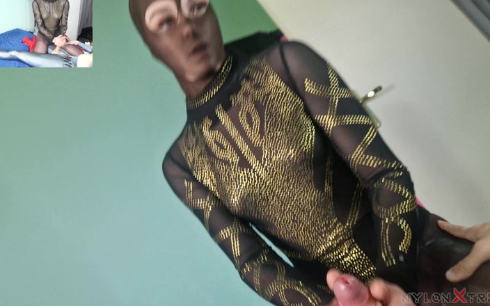 Nylon Xtreme: POV Elena clark trikot-masturbation