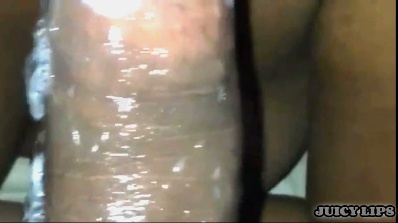 It get sloppy here: Juicy Lips-use Her Mouth to Slurp the Nut!!! Out His...
