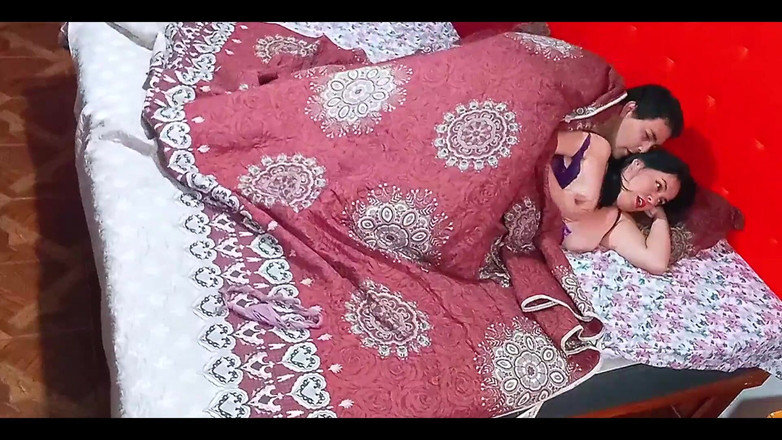 BBW Kelly Mom: Co se stane, když nevlastní matka a nevlastní syn sdílejí...