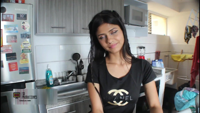 Britany: Tvrdý sex! Extrémní creampie!