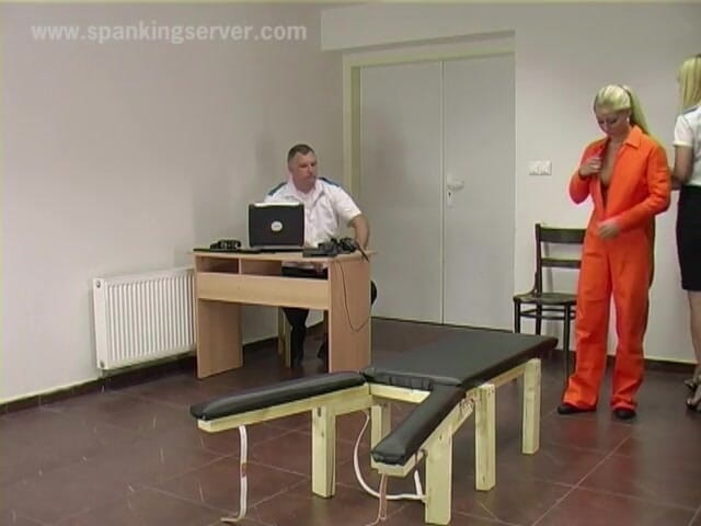 Spanking Server: Candy blond, strap-2611