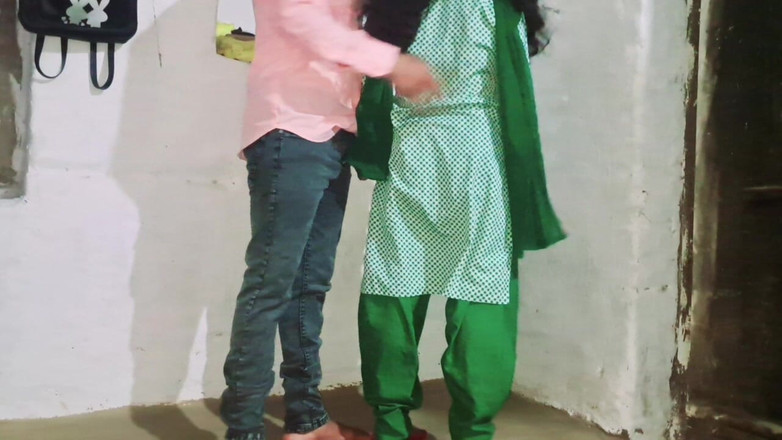 Trilokinath: Awek kolej dikongkek mendalam dan menghisap cikgu