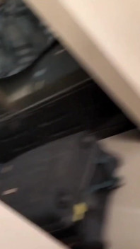 Un bastardo pazzo grande spinge succhia il suo mostro curvo - pov