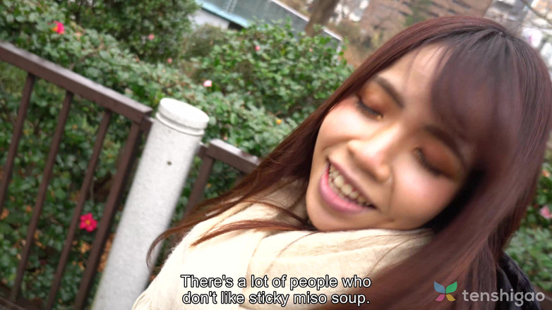 Tenshigao: Тугумі Хонджо проводить з нами день у нашому готелі, голий