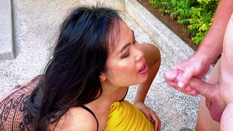 ForeignAffairsXXX: Ploy ly - bella donna asiatica faccializzata dopo il martellante anale