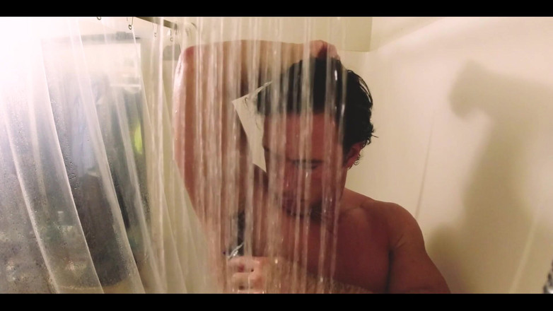 Reese Rideout: Watch Me Wash My Armpits