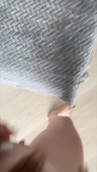 Kemusnahan lengkap apartmen oleh air kencing - POV Terdesak