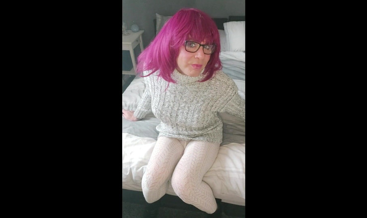 Juniperberi29: Vlněné šaty a punčocháče