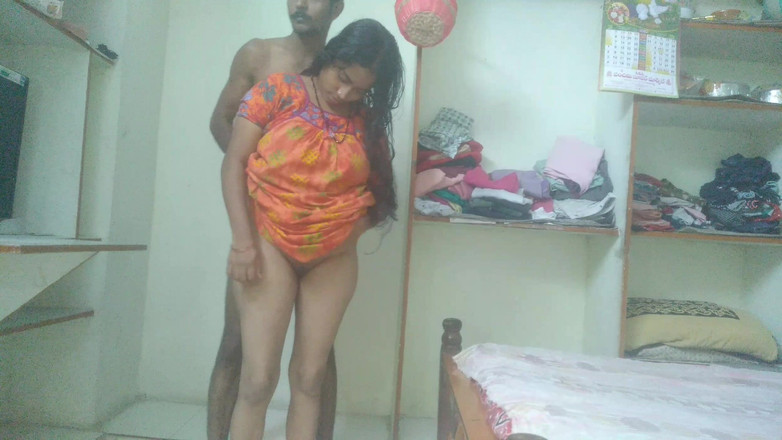 Telugu Couple: Skutečná indická manželka desi styl kouření v ložnici