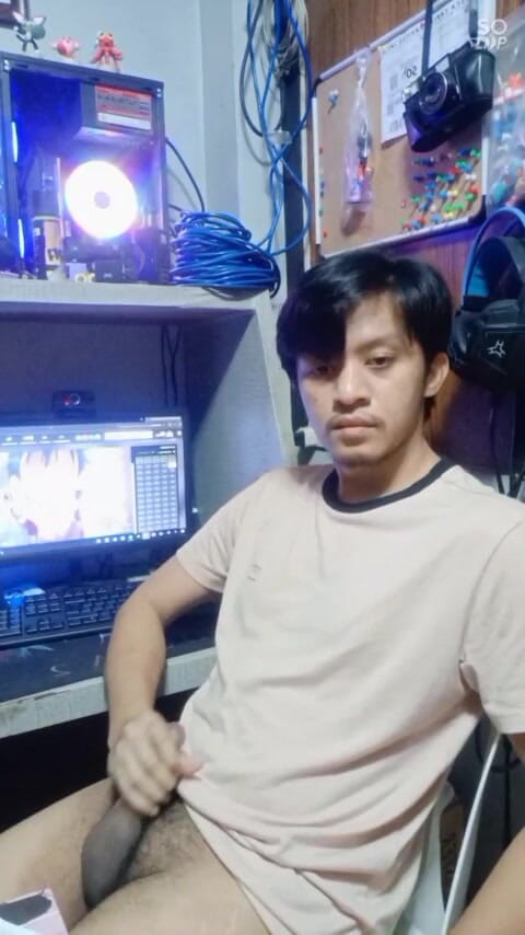 Rent A Gay Productions: Азиатский твинк получает собственную сперму