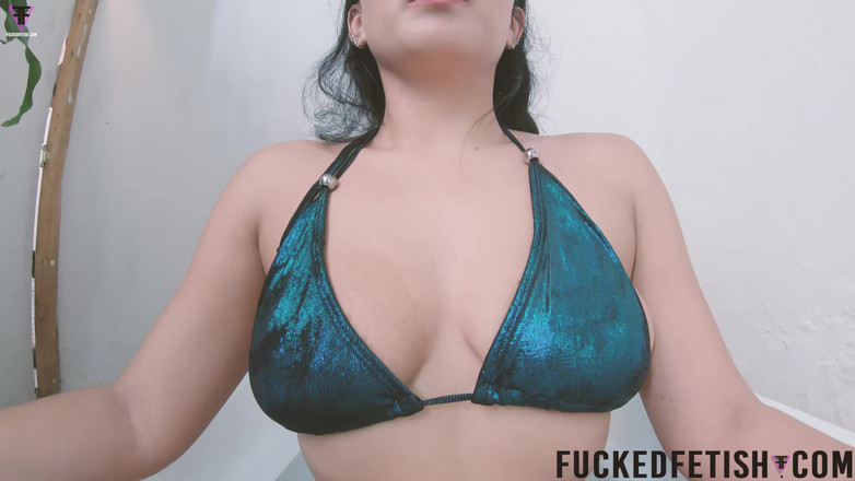 Fucked fetish: Moni Lee Cast Underwater Film