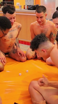 Suruba Trans Uma Brincadeira Virou Sexo Gripal