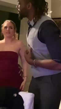 Loiras com tesão visitam grandes paus pretos em la swingers party diversão para todos
