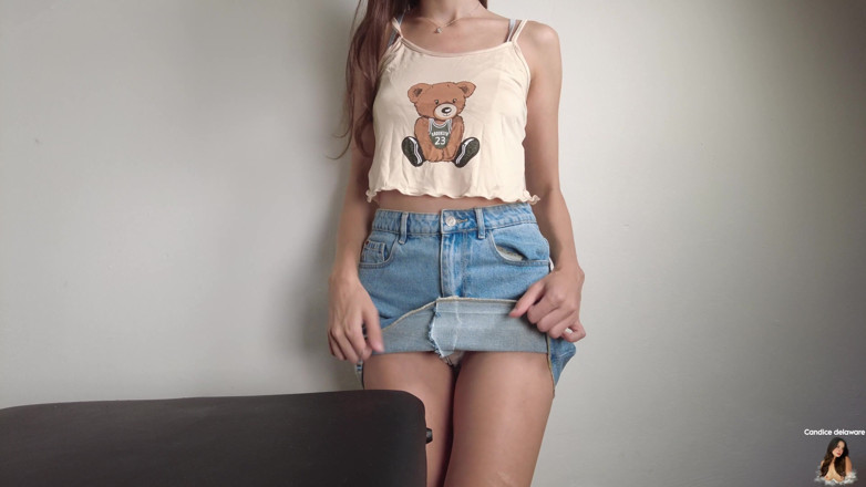 CandiceDelaware: Orgasm cu pizdă umedă la masa de frecare