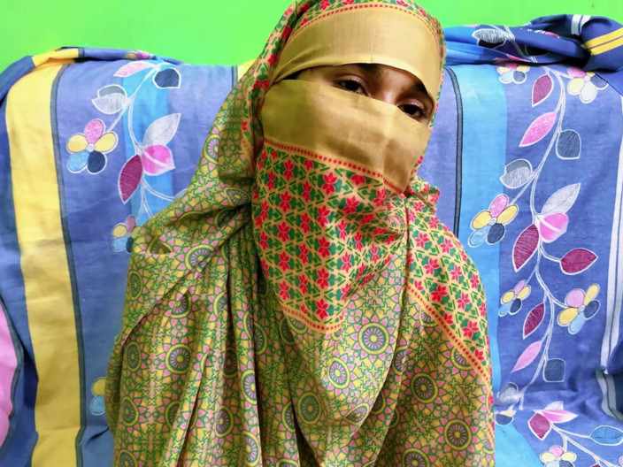 Bdsex24: La prima volta sesso con il mio sexy bhabhi e...