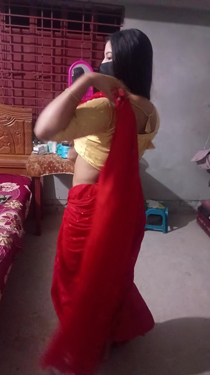 Taniyaxx: Bangla nevlastní máma honění