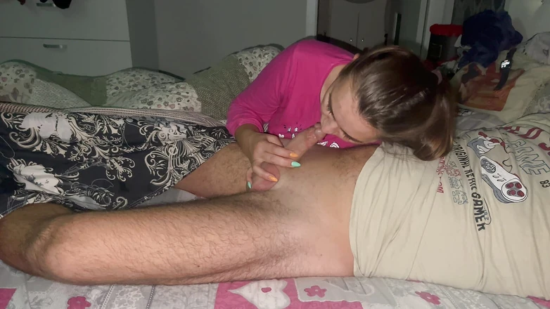 fantasycouplexxx: Blowjob in the Morning and Cum in Mouth - Deepthroat