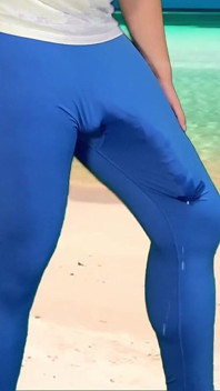 Monster Cock Hands Free Cumshot on the Beach