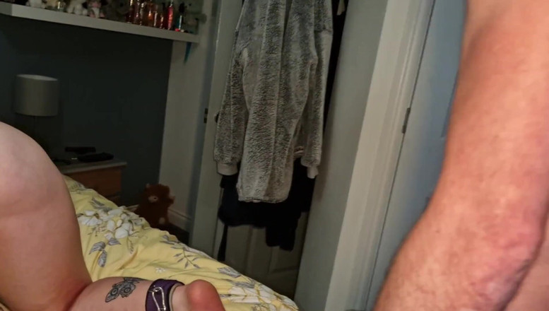 Mr D and Miss C: Seks bertiga amatur saya suka menonton lelaki mengongkek isteri cantik...