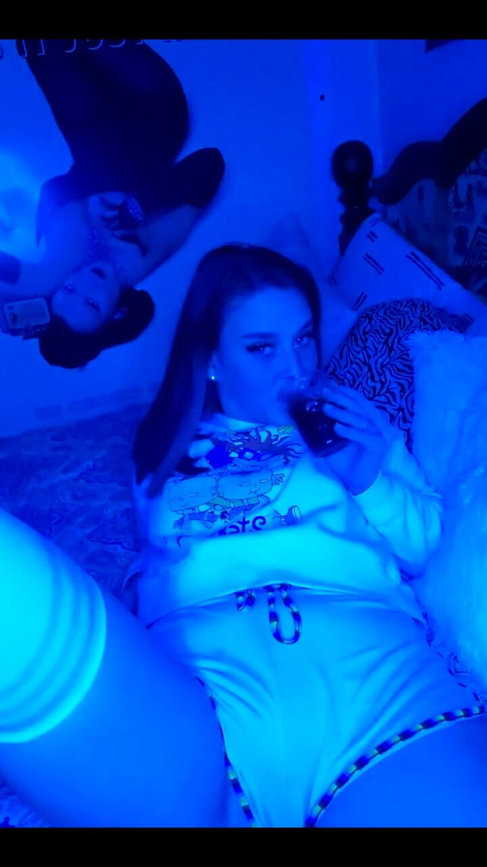 Alli Anderson: 2786309941.mp4